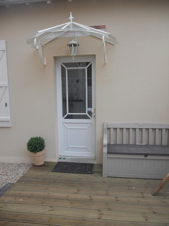 Les Palerees, Petite Maison Au Coeur De La Sologne Des Etangs Saint-Viâtre Exteriör bild